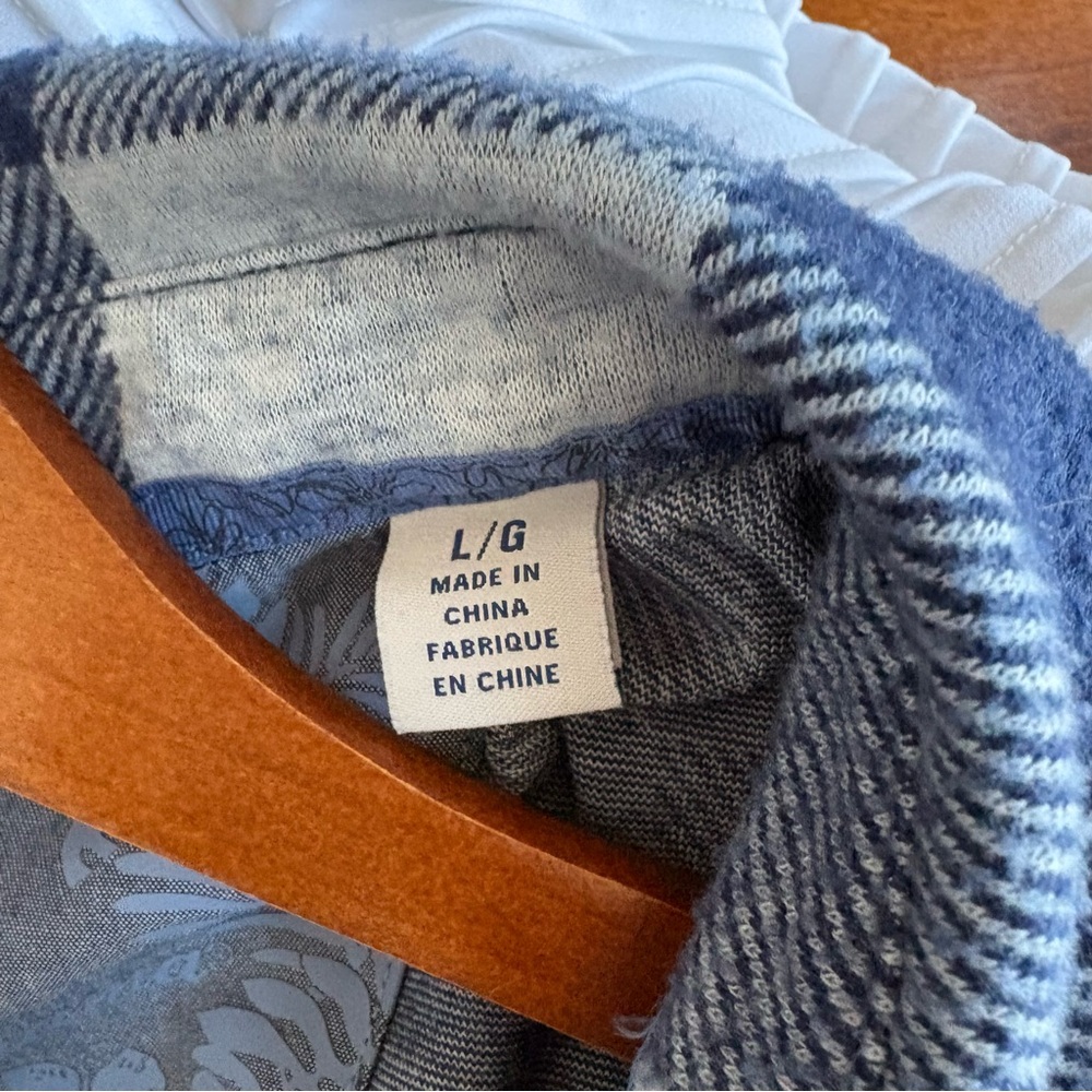 Tommy Bahama Blue Gray Plaid Flannel Style Button Front Shirt Stretch Men’s‎ L - Picture 7 of 8